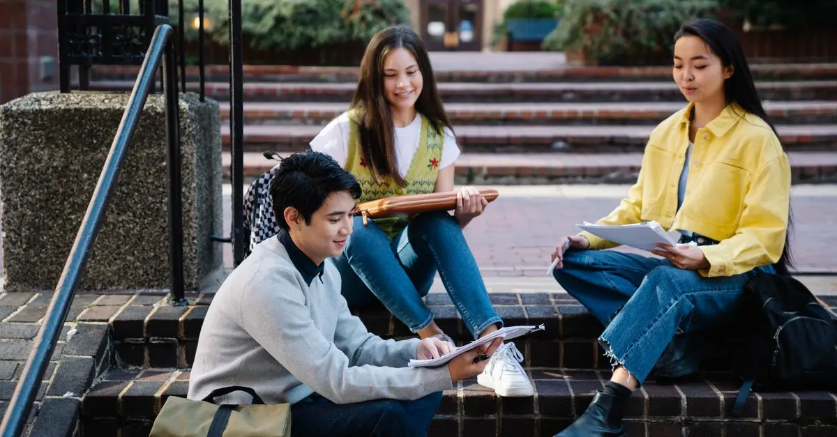 Cómo Garantizar el Acceso Universitario para Estudiantes Diversos